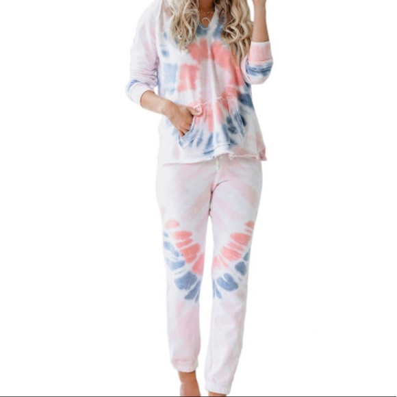 Cotton Blend Tie Dye Hoodie & Joggers set - Picture 11 of 14